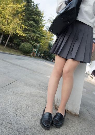 小伙子勾搭老熟女_BD韩语HD高清在线观看