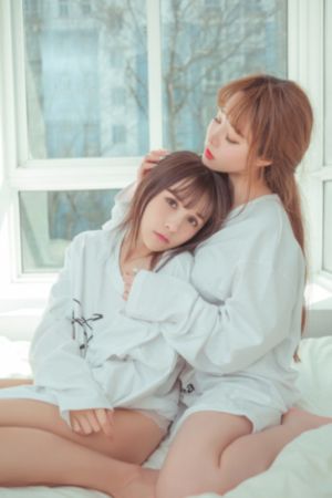 人妻女同疯狂互磨_手机免费观看