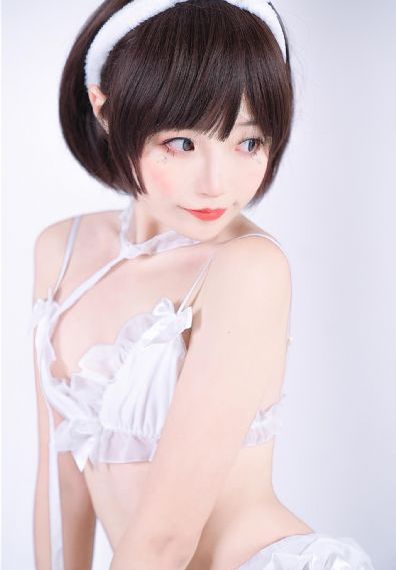 亚洲国产精品无码久久电影中波多_超清手机免费观看完整