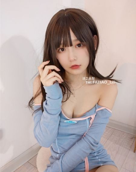 欧美成人丝袜美腿无码视频_超清电影在线观看