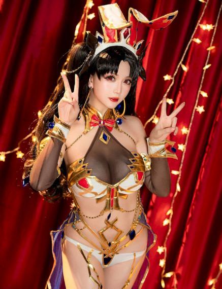 黄色美女内衣视频_1080高清完整版播放