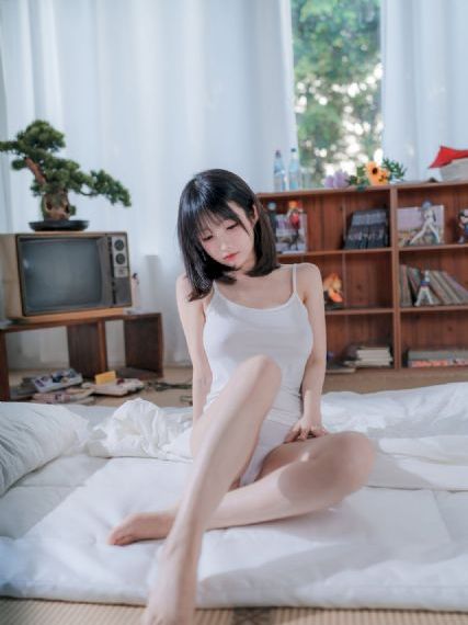 不卡的阿V视频在线_BD完整视频观看