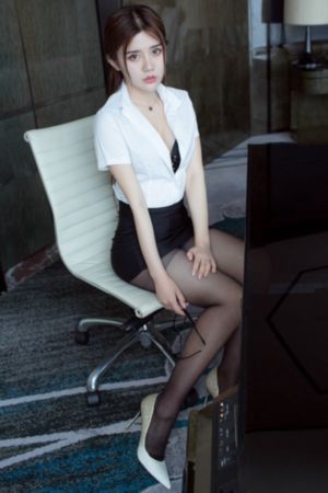 国产美女高跟鞋_BD高清迅雷在线观看