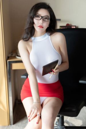 中国大胆裸体A级视频_超清完整版观看