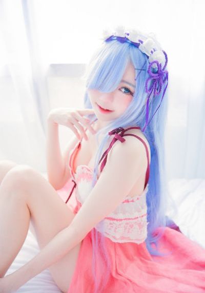 欧美人妖另类极品_神马影院手机在线观看