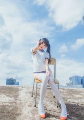 美女两腿大开露出毛毛_剧情片全集在线观看